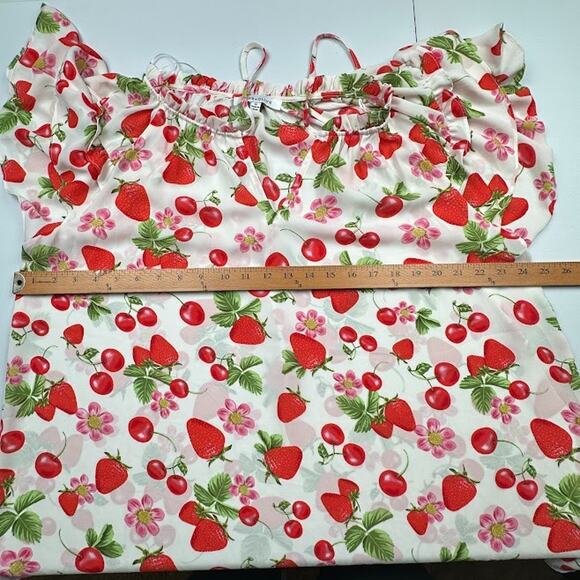Rose Olive Top Womens 1X White Strawberry Cherry Ruffle Summer Preppy Whimsy - Picture 11 of 14